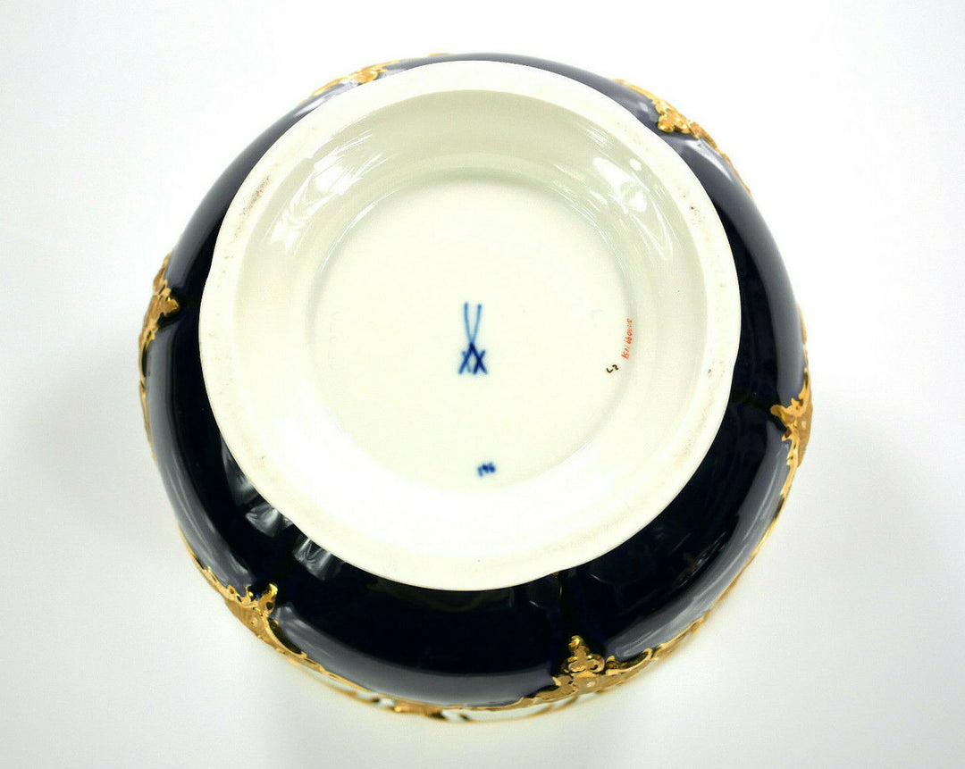 seltene, große Keksdose - MEISSEN - B-Form - kobaltblau - Ø ca. 17cm H: ca. 18cm