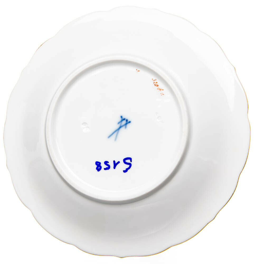 マイセン(Meissen)、柿右衛門様式、ケンドラー、三尾の狐・リス、白磁