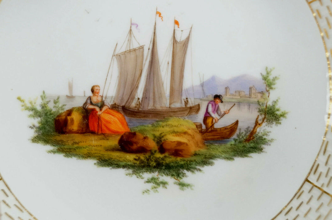 Meissen Hand Painted Courting Couple Boats Castle & Gold Chocolate Cup C. 1740