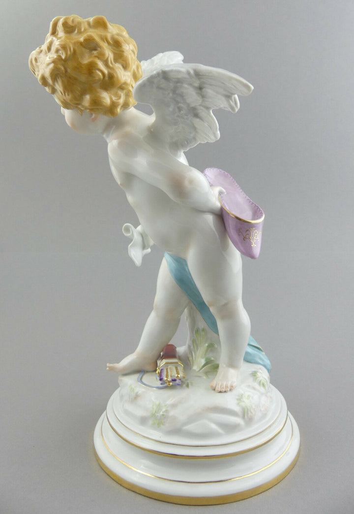 große Figur Amor Heiratskontrak