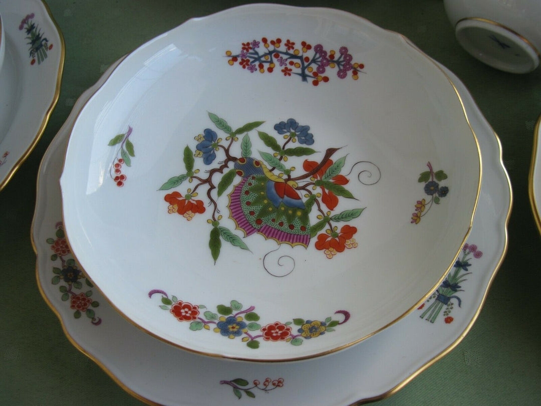 Schöne Meissen Sammeltasse in Dekor Japanischer Schmetterling