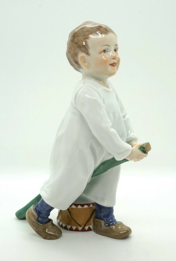MEISSEN FIGUR マイセン HENTSCHELKIND KNABE AUF STOCK REITEND MNR: W119 UM 1924 - 34