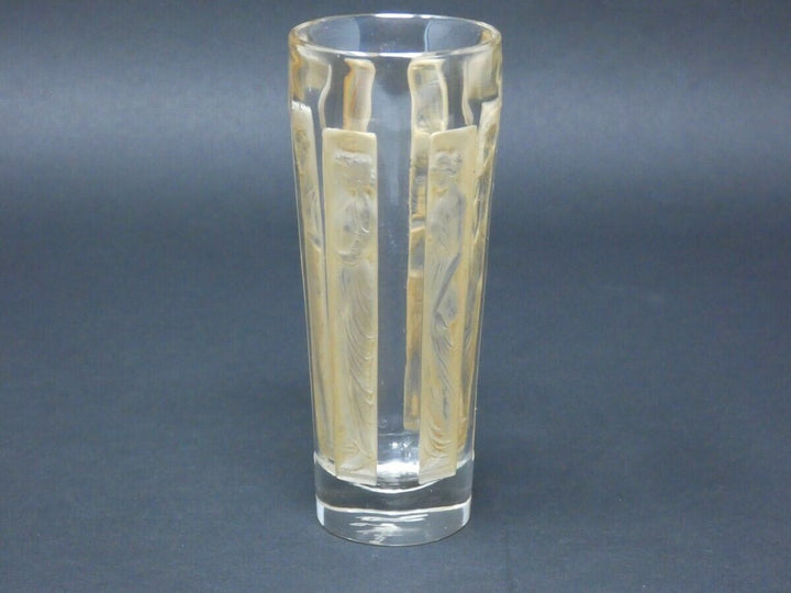 Rene Lalique Glass 'Six figurine' Shot Glass