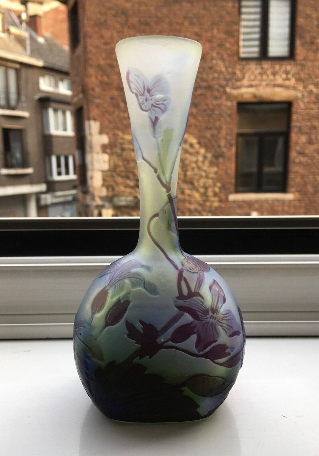 エミールガレ スミレの花のバンジョー型花瓶