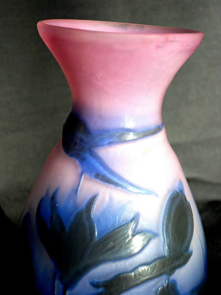 Joli vase Galle aux nenuphars, belles couleurs, parfait , era Daum 1900