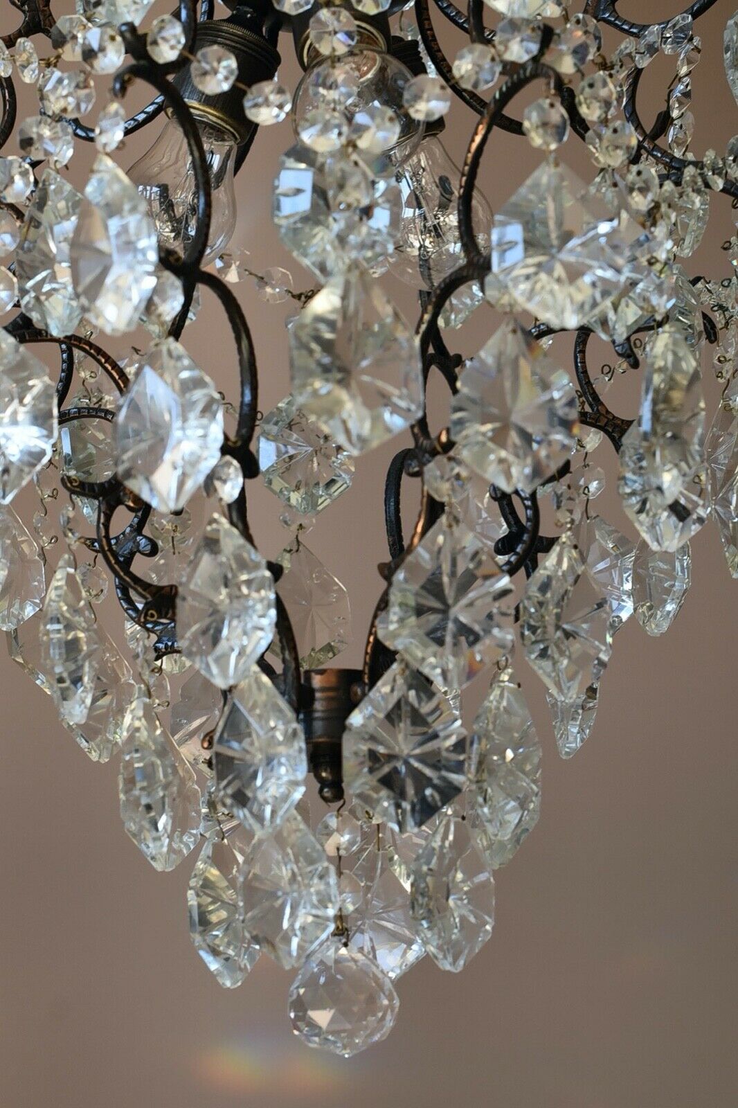 Antique/ Vintage Brass Chandelier, Ceiling lighting Wedding Bridal Pendant Lamp
