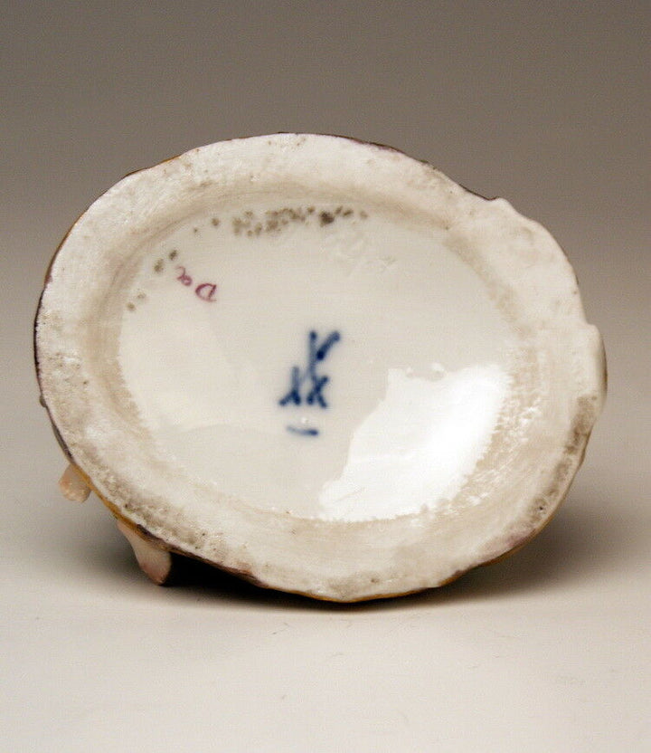 MEISSEN マイセン FIGUR KINDER WEINTRAUBEN CHILDREN WITH WINE GRAPES MNR: S94 UM 1860