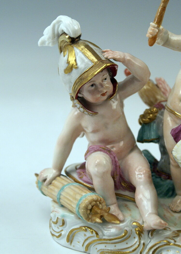 MEISSEN FIGUR GRUPPE 2 PUTTEN MIT TROMMEL 2 CUPIDS WITH DRUM ACIER C40 UM 1820