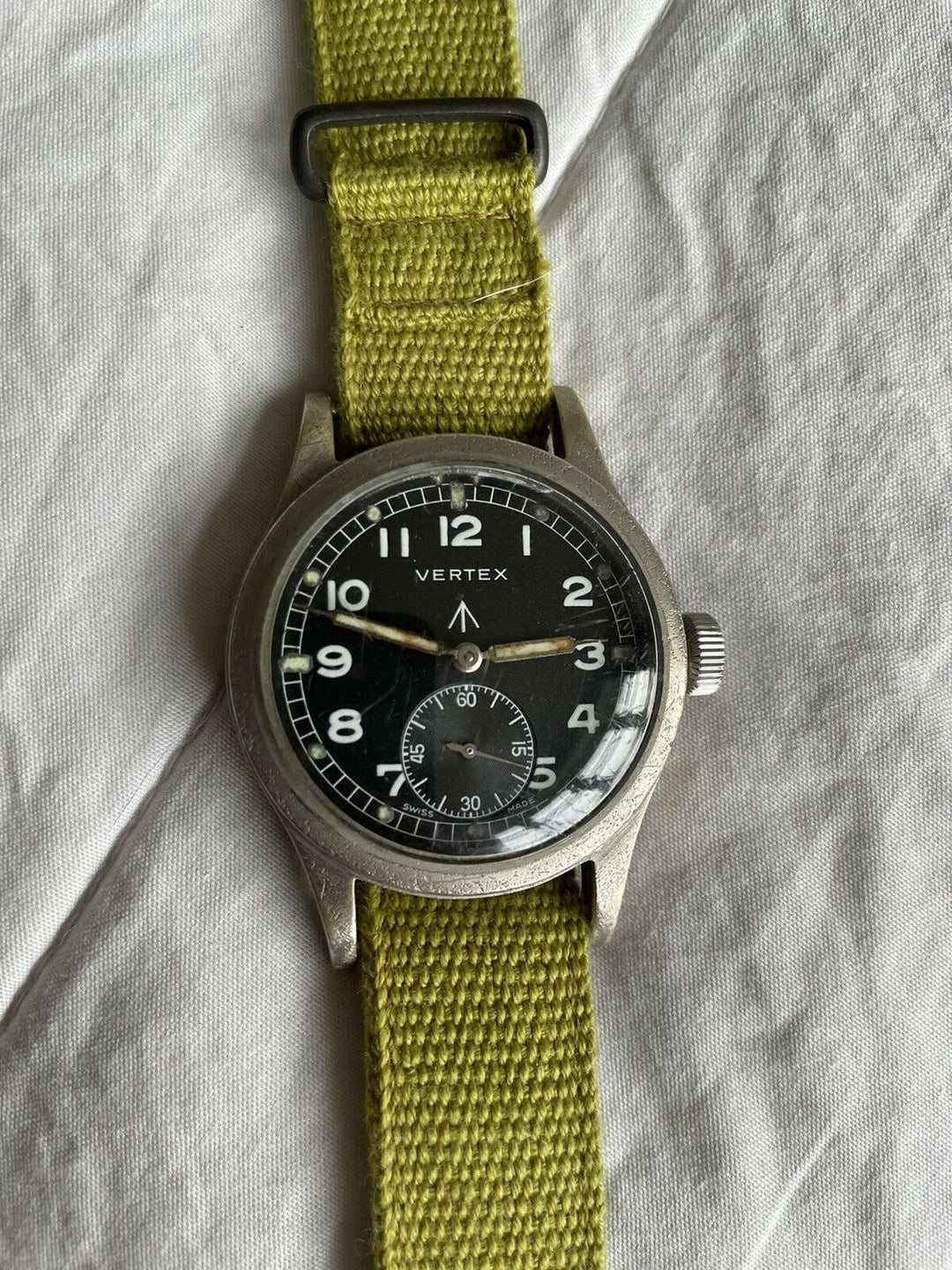 WW2 バーテックス　イギリス（スイス）軍　ミリタリーウォッチ　ダーティ・ダース