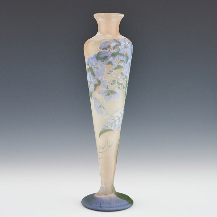 エミールガレ　紫陽花の花の幻想的な花瓶（スターガレ時代の作品）