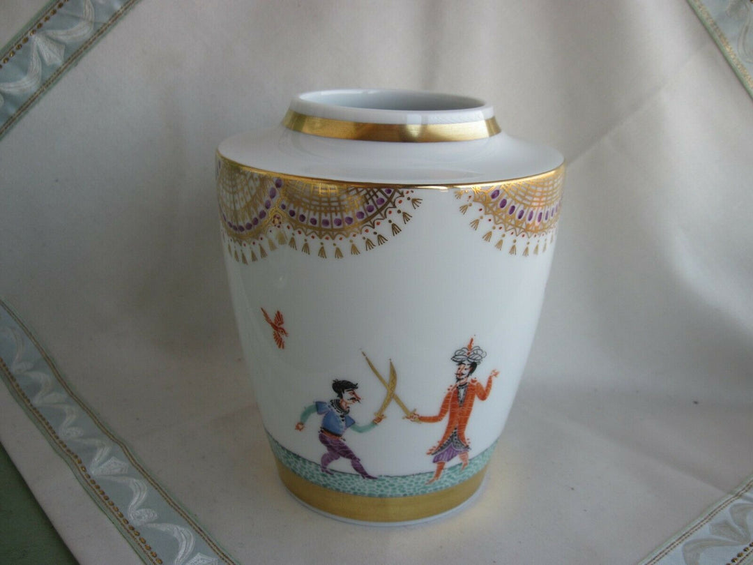 Schöne Meissen Vase in Dekor 1001 Nacht