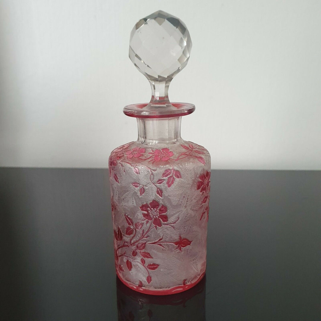  BACCARAT - Flacon Eglantier en Cristal Dégagé A l'Acide XIXè