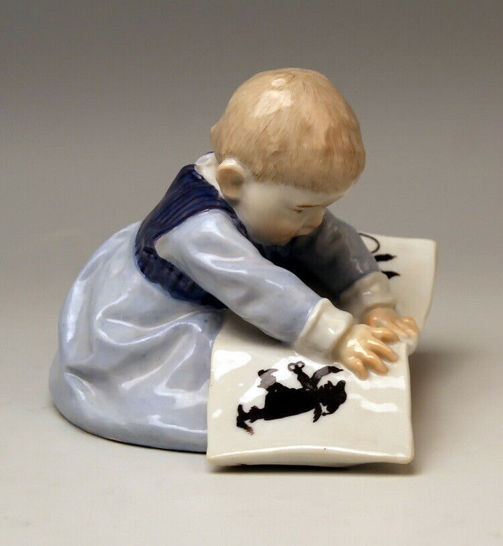 MEISSEN FIGUR マイセン HENTSCHELKIND BILDERBUCH BABY BOY MNR:U149 KNAUFZEIT UM 1905