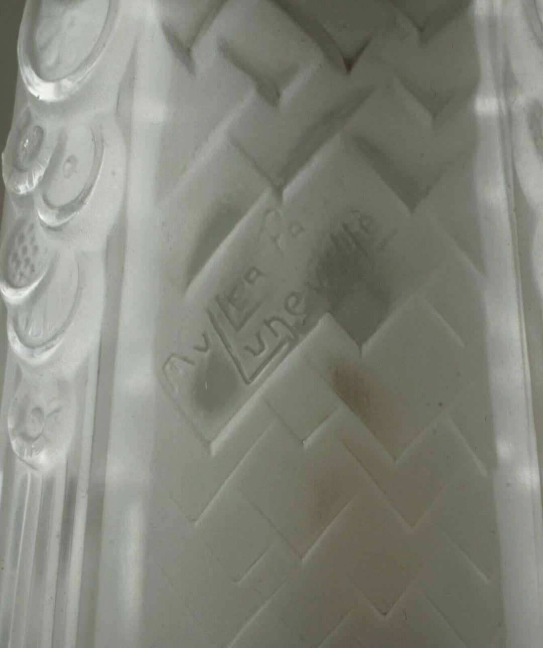 LOUIS RAVAUD & MULLER FRERES : French 1930 art deco lamp ........... France 1925