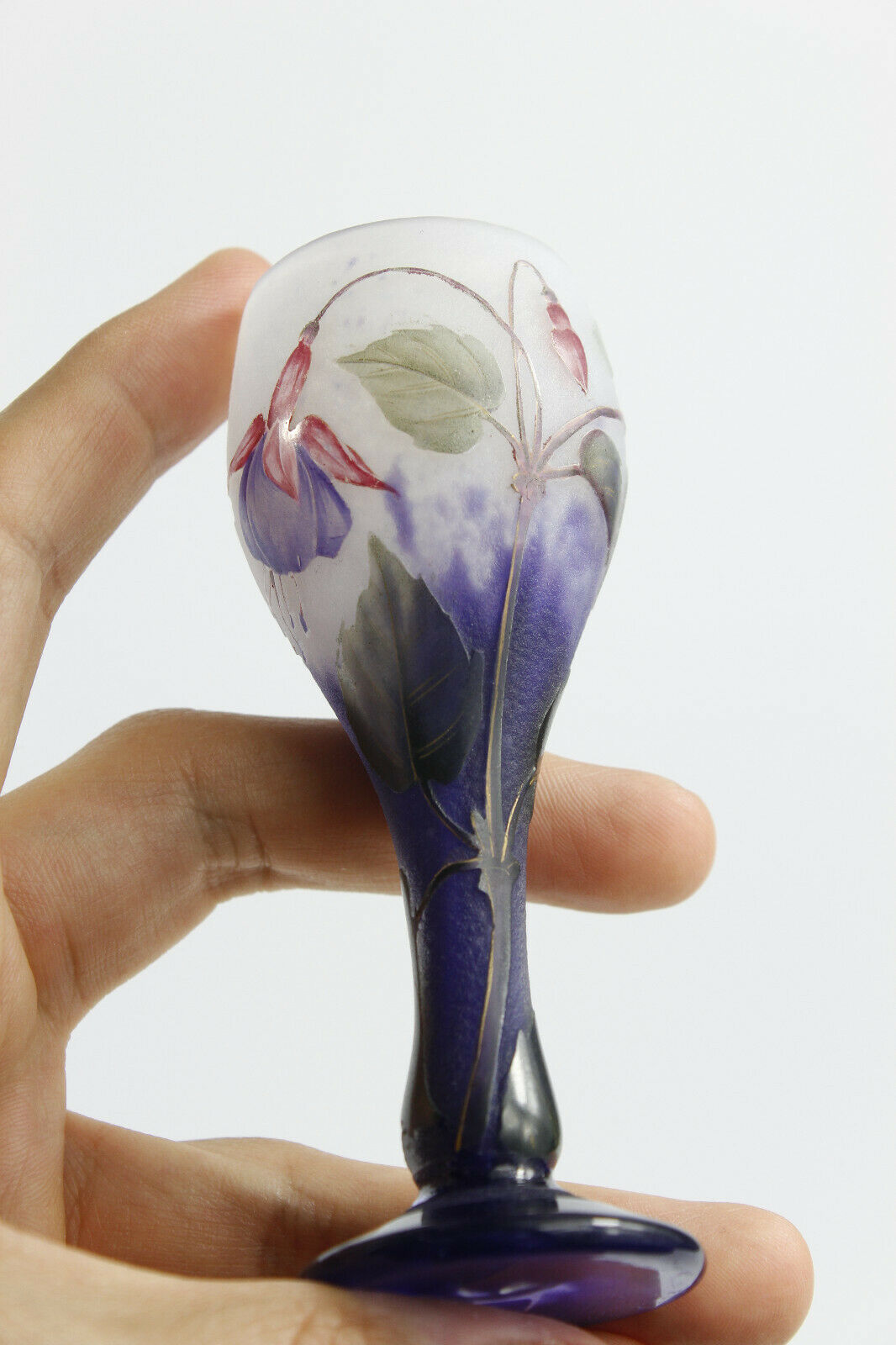 ドームナンシー　花瓶　フクシア