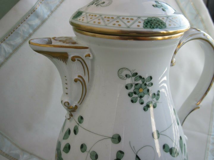 Schöne Meissen Kaffee-Kanne in Dekor Indisch Grün