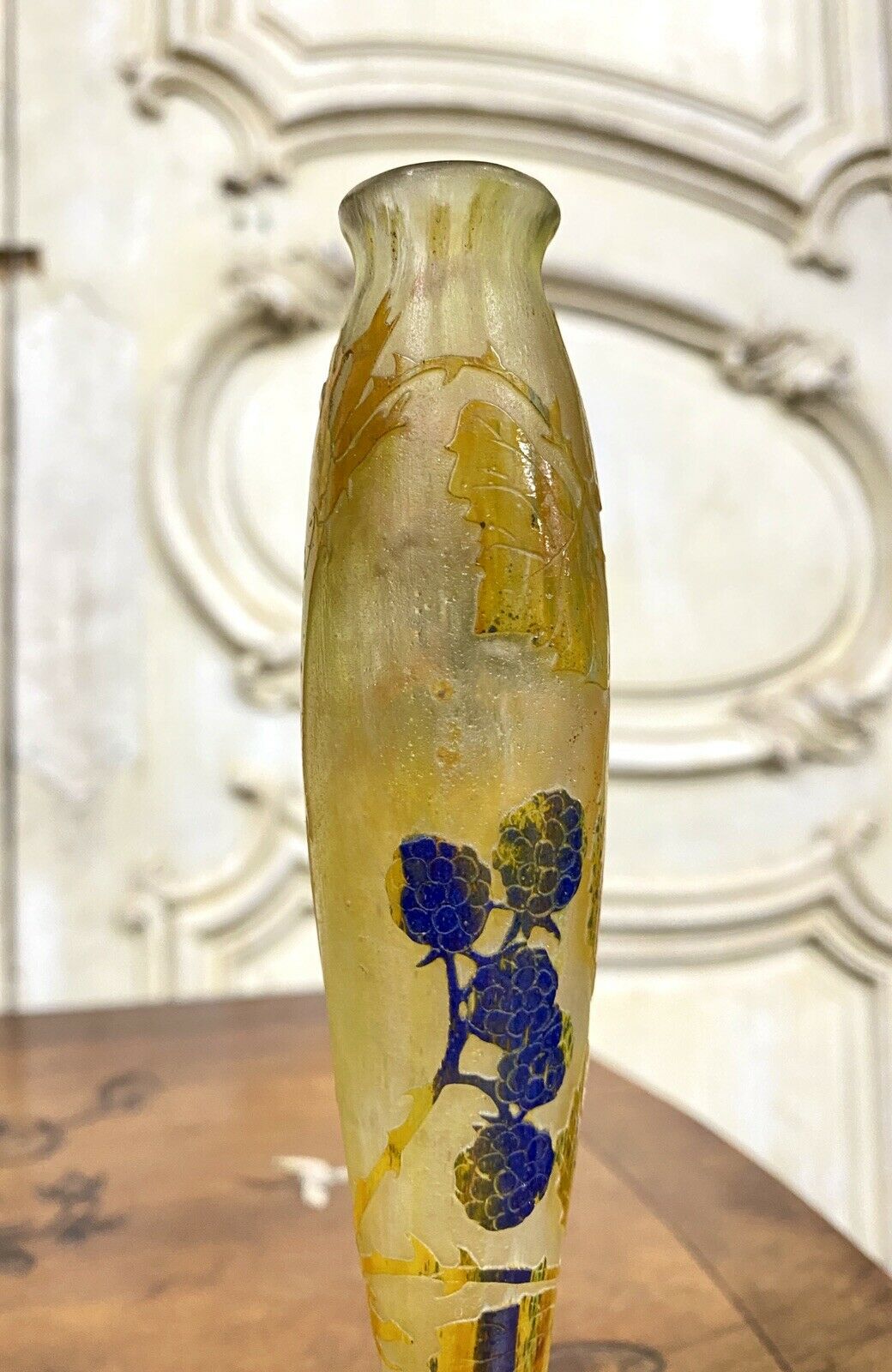 Daum Nancy - Vase Aux Mûres En Verre Multicouche, Pate De Verre Art Nouveau