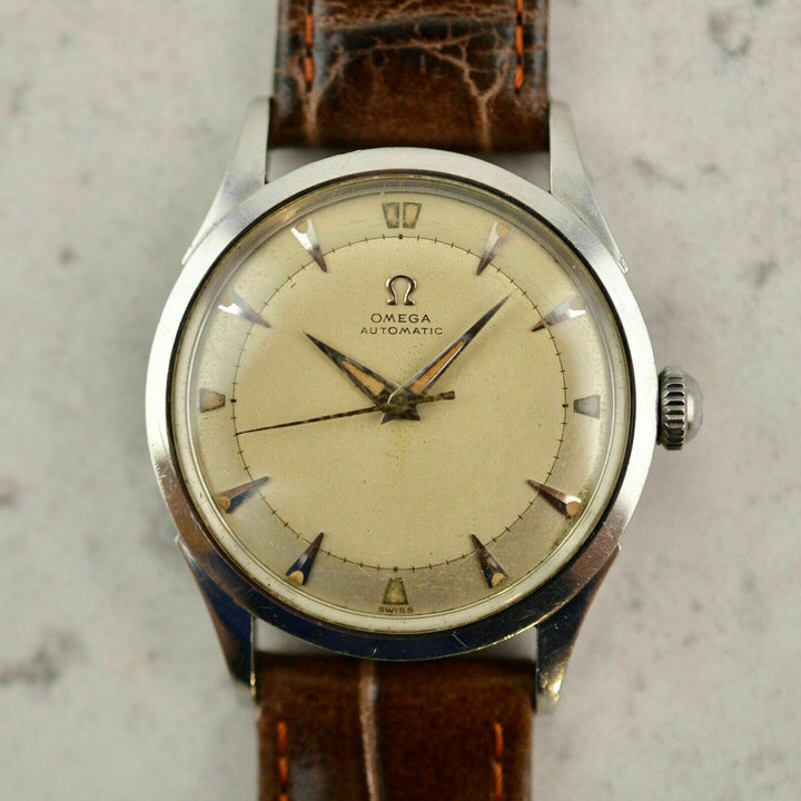 Vintage C.1947 Omega Automatic Bumper ref. 2582-3 cal. Ω 351 watch in steel