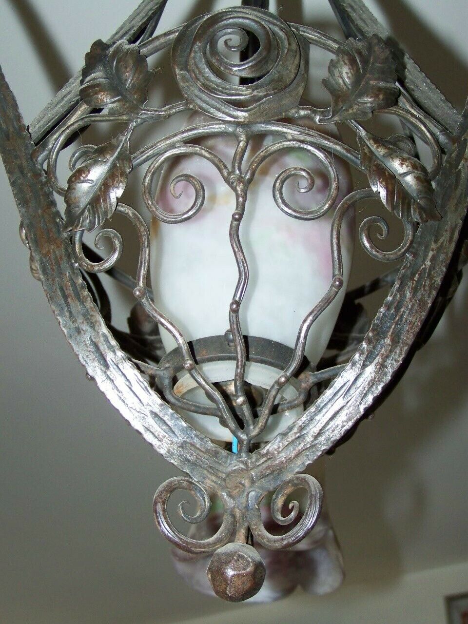 Suspension d'époque Art Nouveau pate de verre colorée signé MULLER frères Lunev