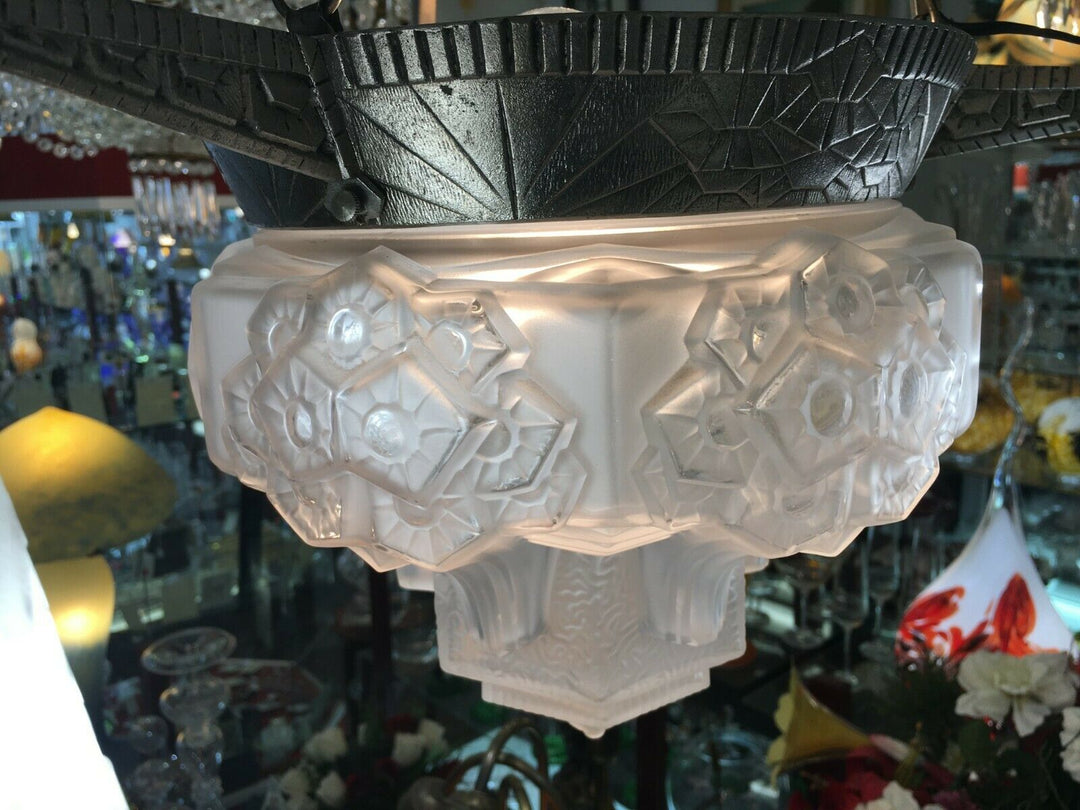 Lustre 3 tulipes et 1 vasque signé Muller & Frères