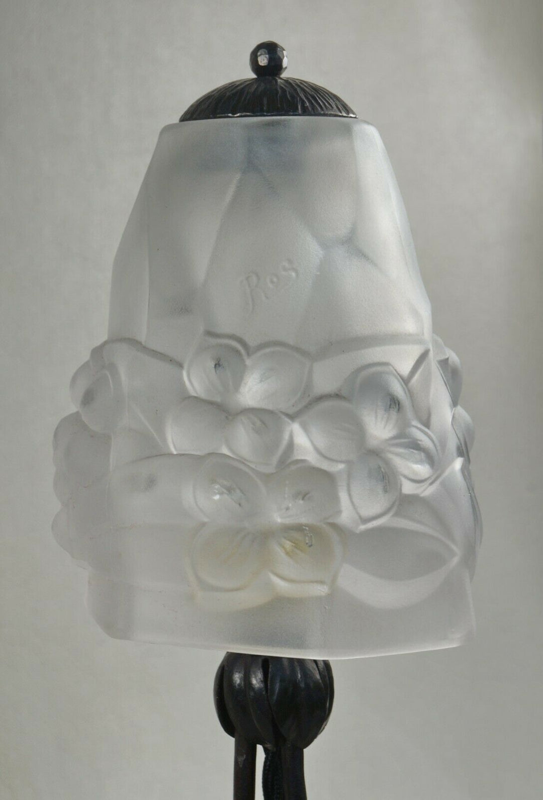 DEGUÉ roc : FRENCH 1930 ART DECO LAMP . wrought iron ..............