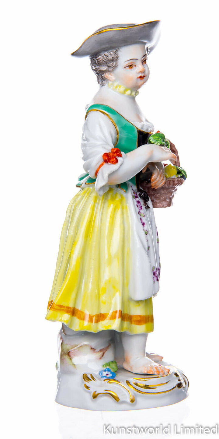 マイセン人形　花籠を持つ庭師の少女　ガーデニングチャイルド　一級品