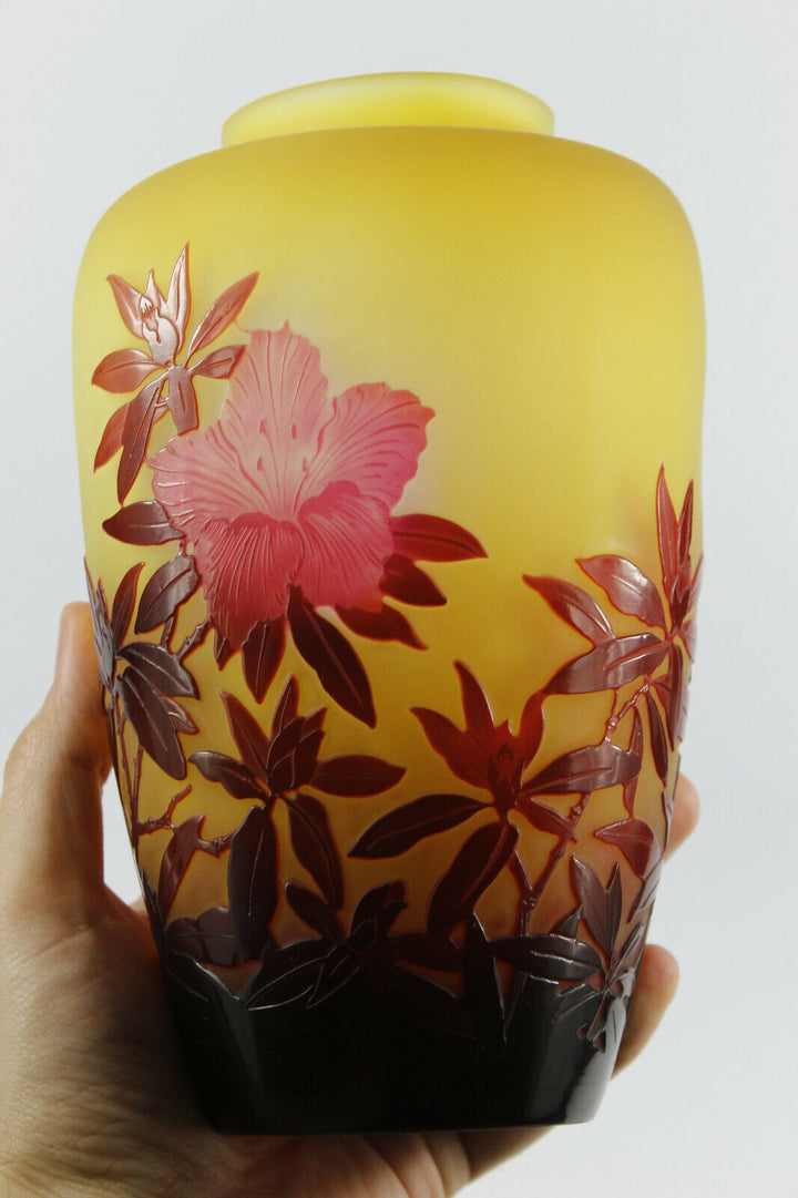 エミールガレ　ツツジの花の花瓶