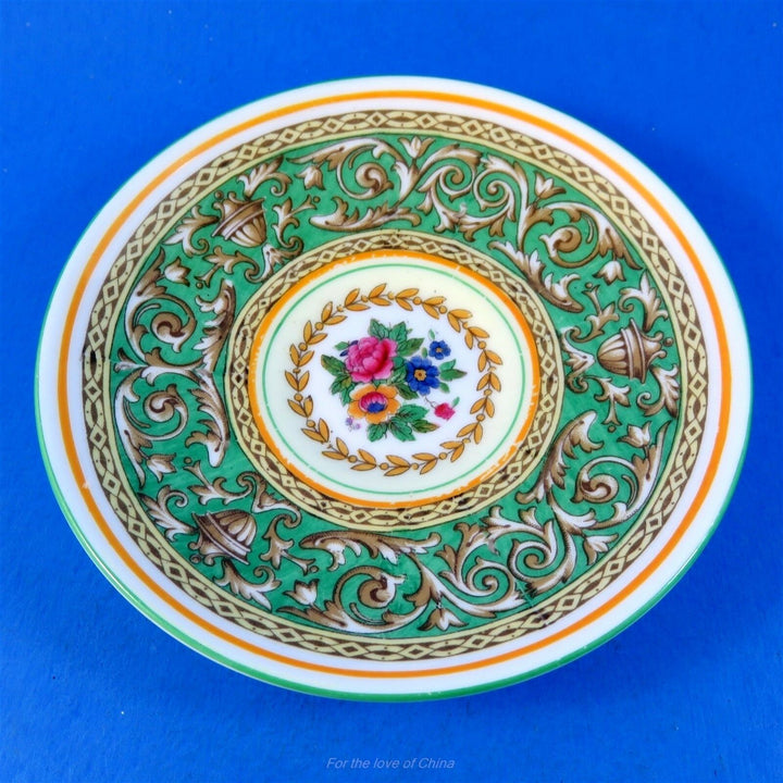 パラゴン　手描きのグリーン・コリンチアンのデミタスカップ&ソーサー