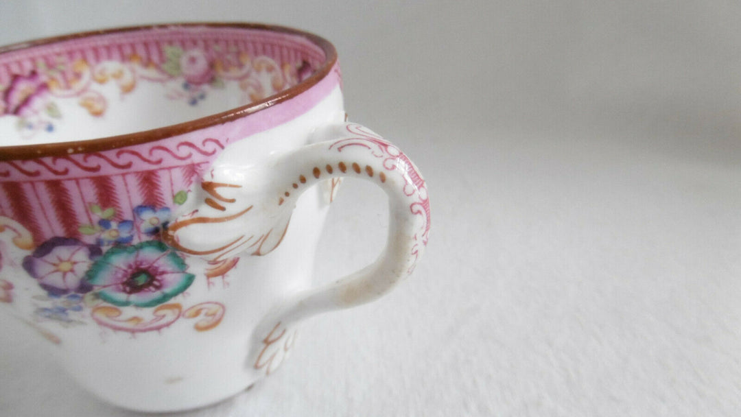 Tasse et sous-tasse Minton SARREGUEMINES du XIXe à décor foral