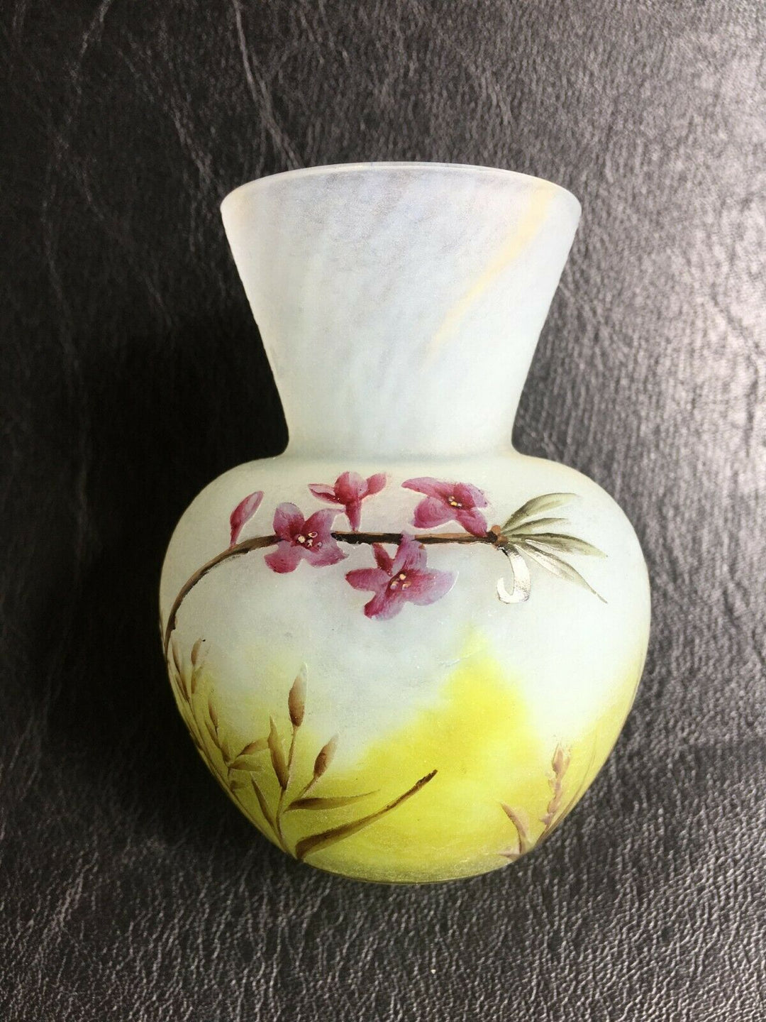 ドーム兄弟（ドームナンシー）沈丁花のコロン型花瓶