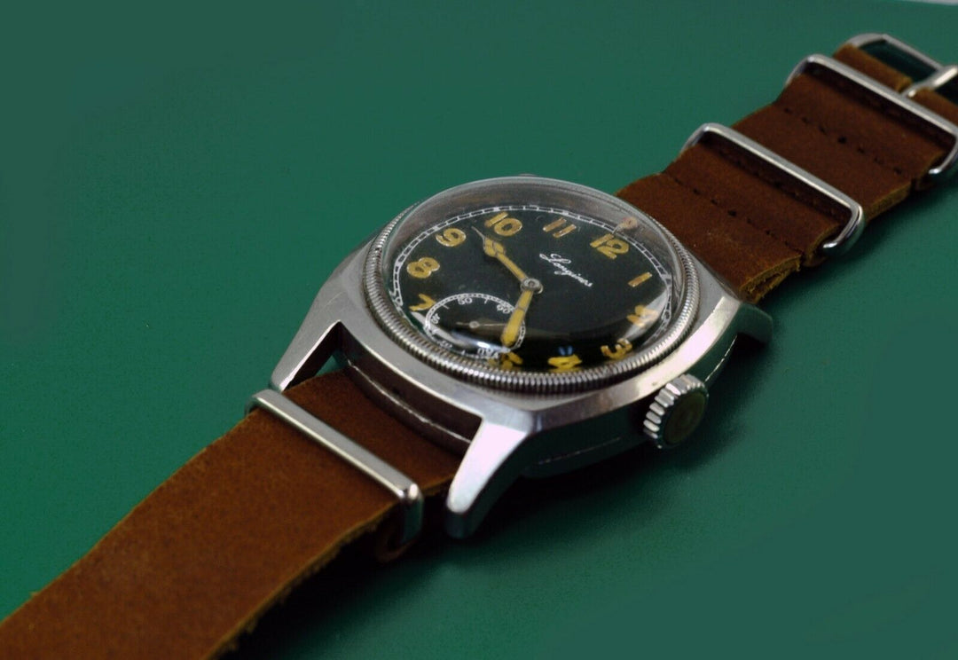 ヴィンテージ　1930年代　ロンジン　Majetek 　ビックタートル　ミリタリーパイロットウォッチ　ポーセリンダイアル