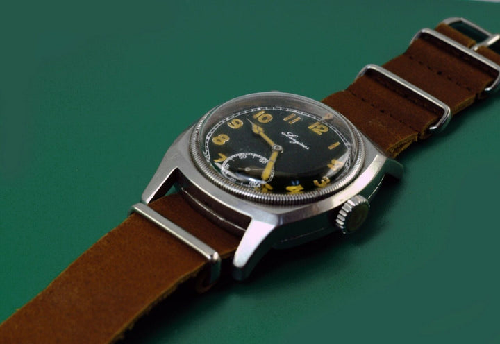 ヴィンテージ　1930年代　ロンジン　Majetek 　ビックタートル　ミリタリーパイロットウォッチ　ポーセリンダイアル