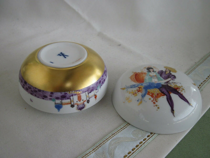 Schöne Meissen Schmuck-Dose in Dekor 1001 Nacht