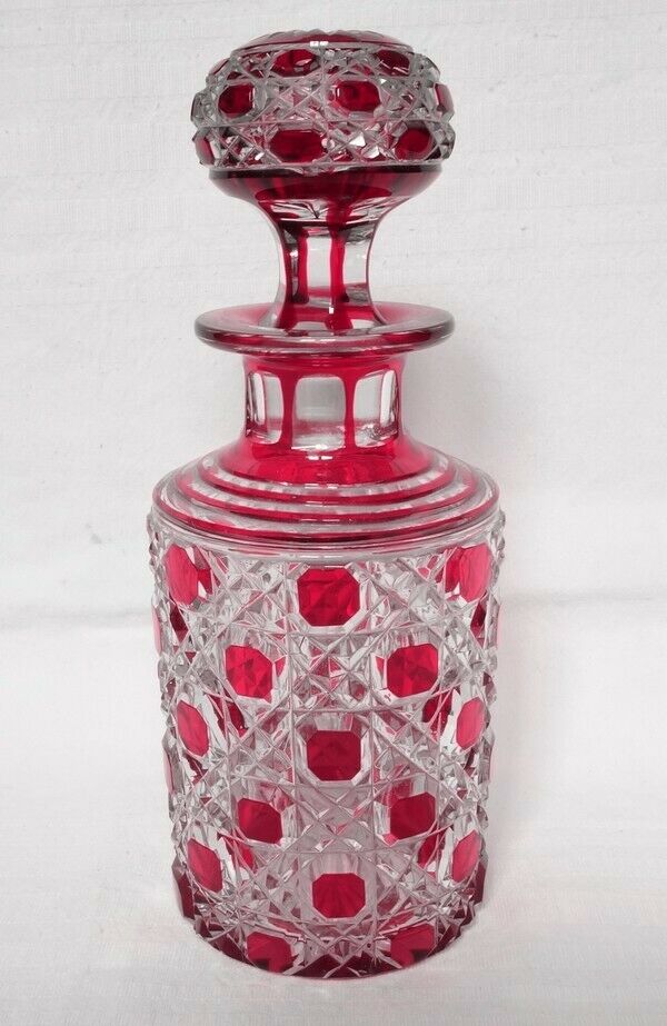 Toilet bottle in crystal Baccarat, model pontarlier diamonds precious stones