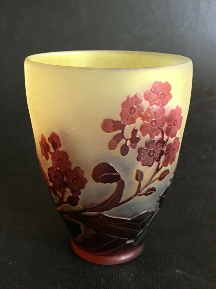 エミールガレ　ボケの花の花瓶