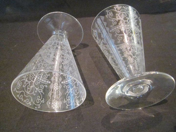 Baccarat Karaffe mit 2 Gläser das Set ist signiert