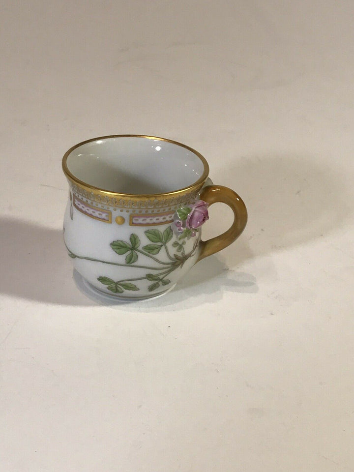 ロイヤルコペンハーゲン　フローラダニカ　蓋付カスタードカップ＆ソーサー