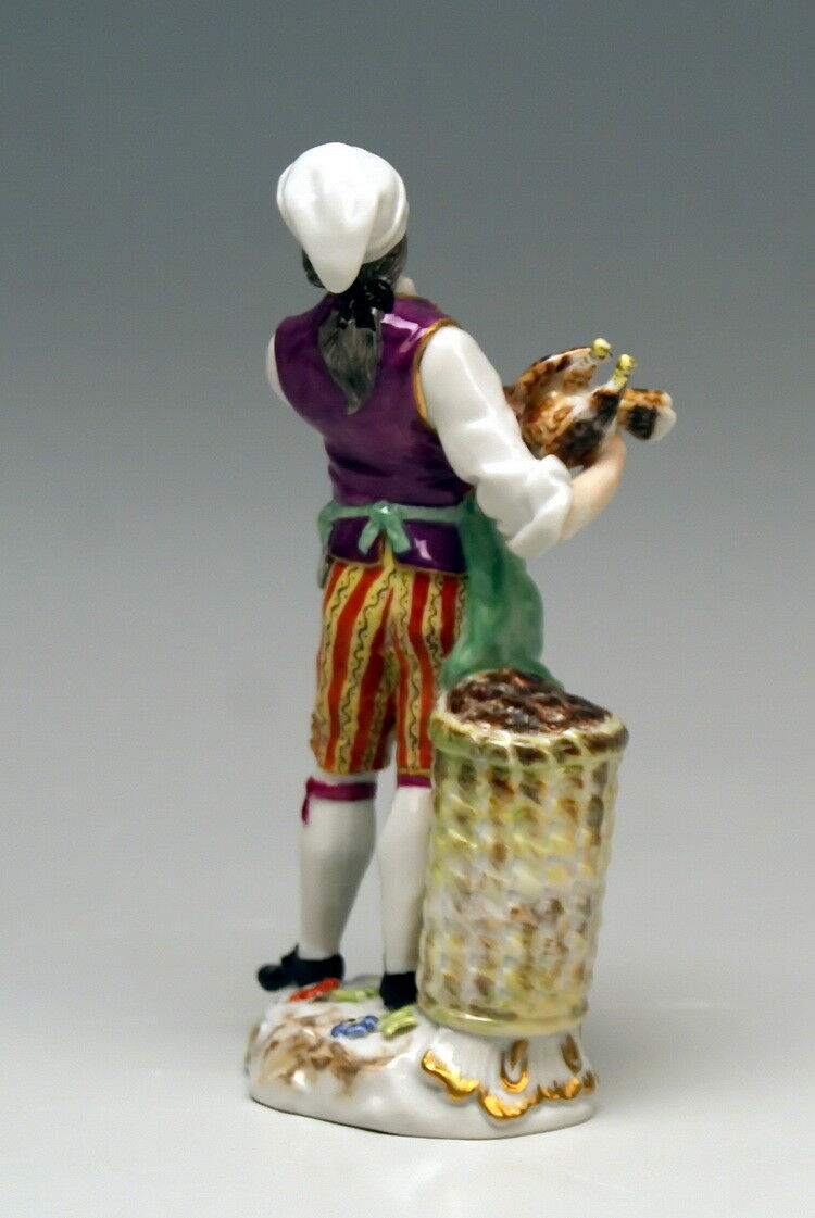 MEISSEN マイセン FIGUR PARISER AUSRUFER HÜHNER VERKÄUFER CHICKEN SELLER MNR: 60244