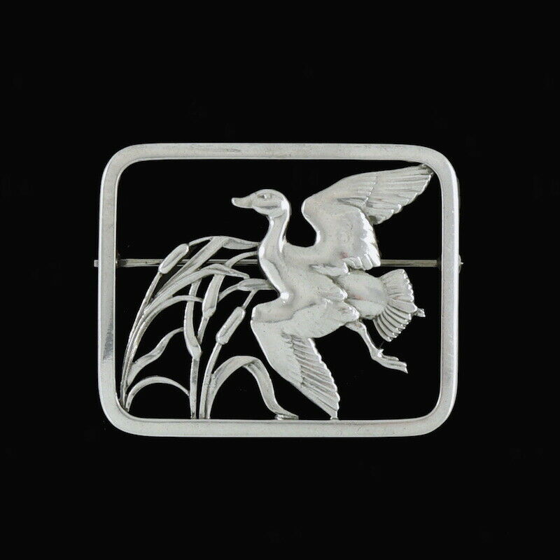 Georg Jensen. Sterling Silver Brooch #300 - Hugo Liisberg.