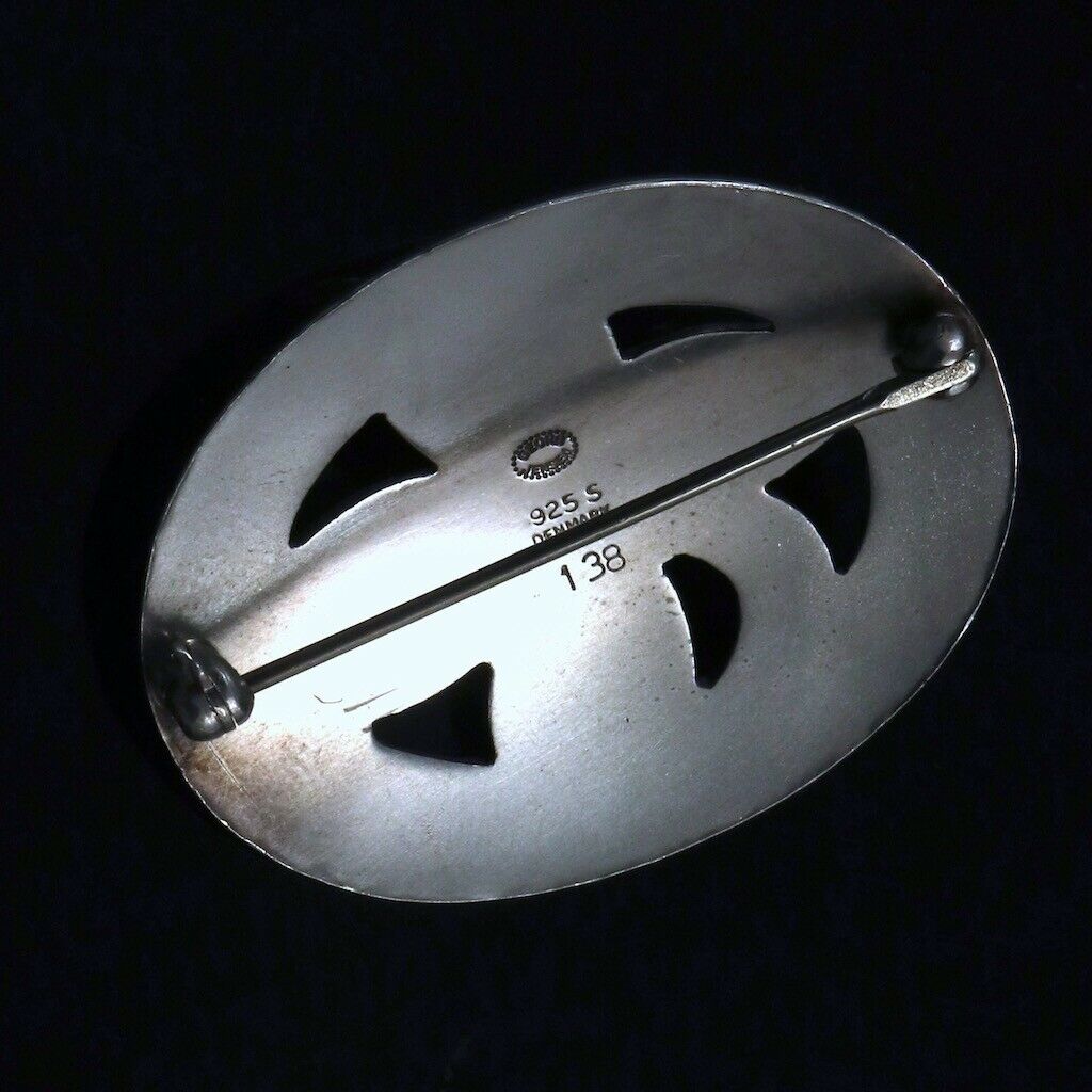 ジョージジェンセン スターリングシルバー ブローチ #138