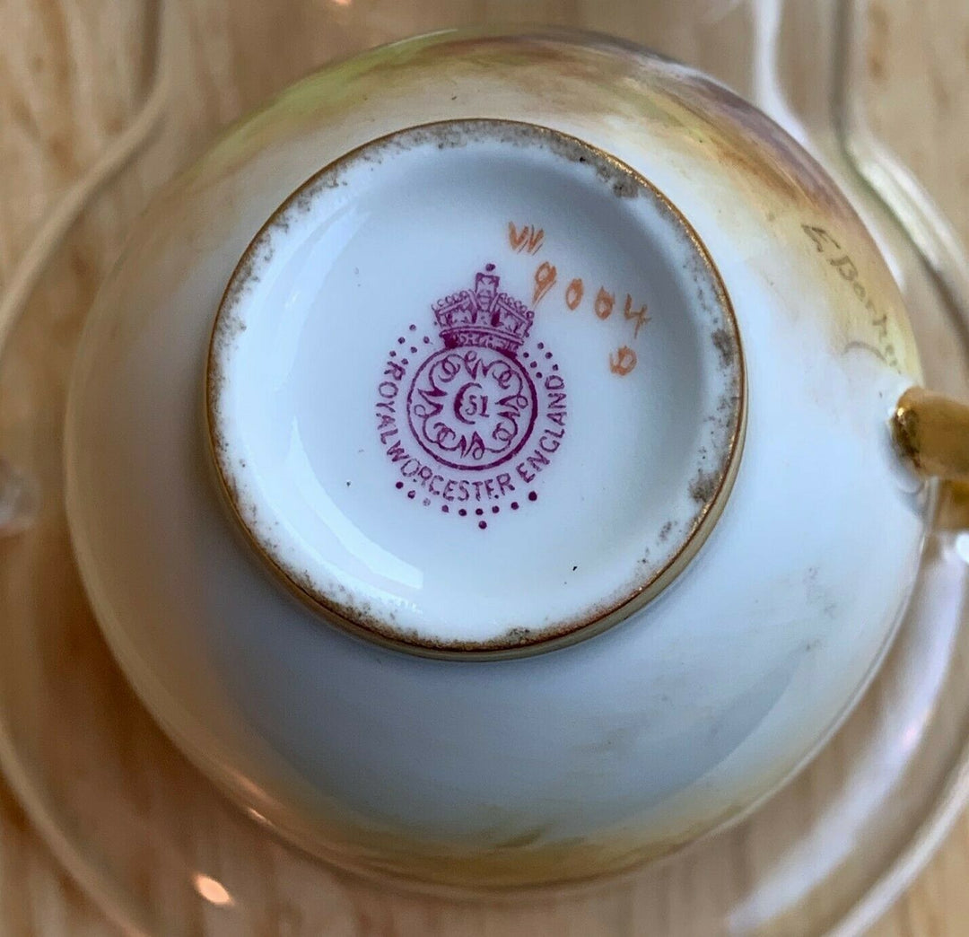 ロイヤルウースター、手描き羊柄カップ ＆ ソーサー、E. バーカー 1913年