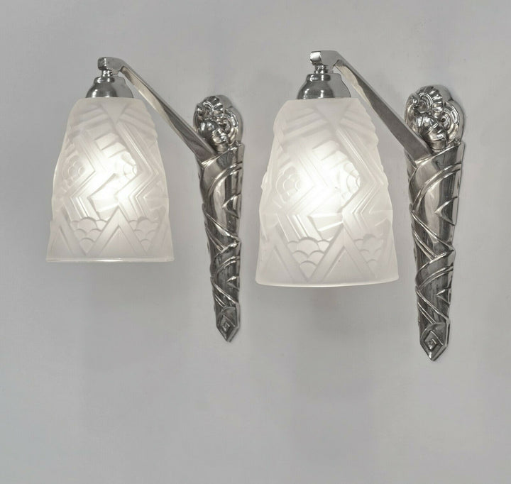 SCHNEIDER : PAIR OF 1930 FRENCH ART DECO WALL SCONCES .. lights lamp 1925 muller