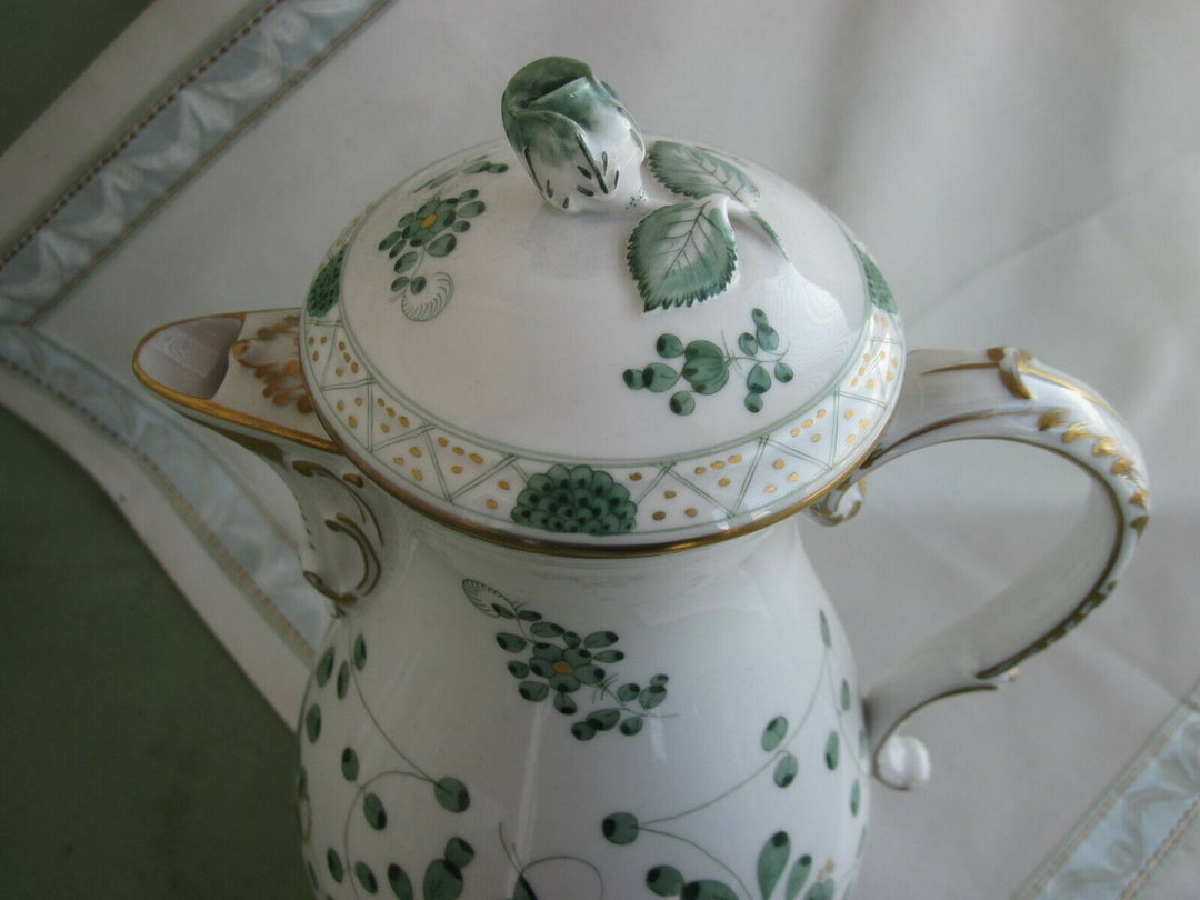 Schöne Meissen Kaffee-Kanne in Dekor Indisch Grün