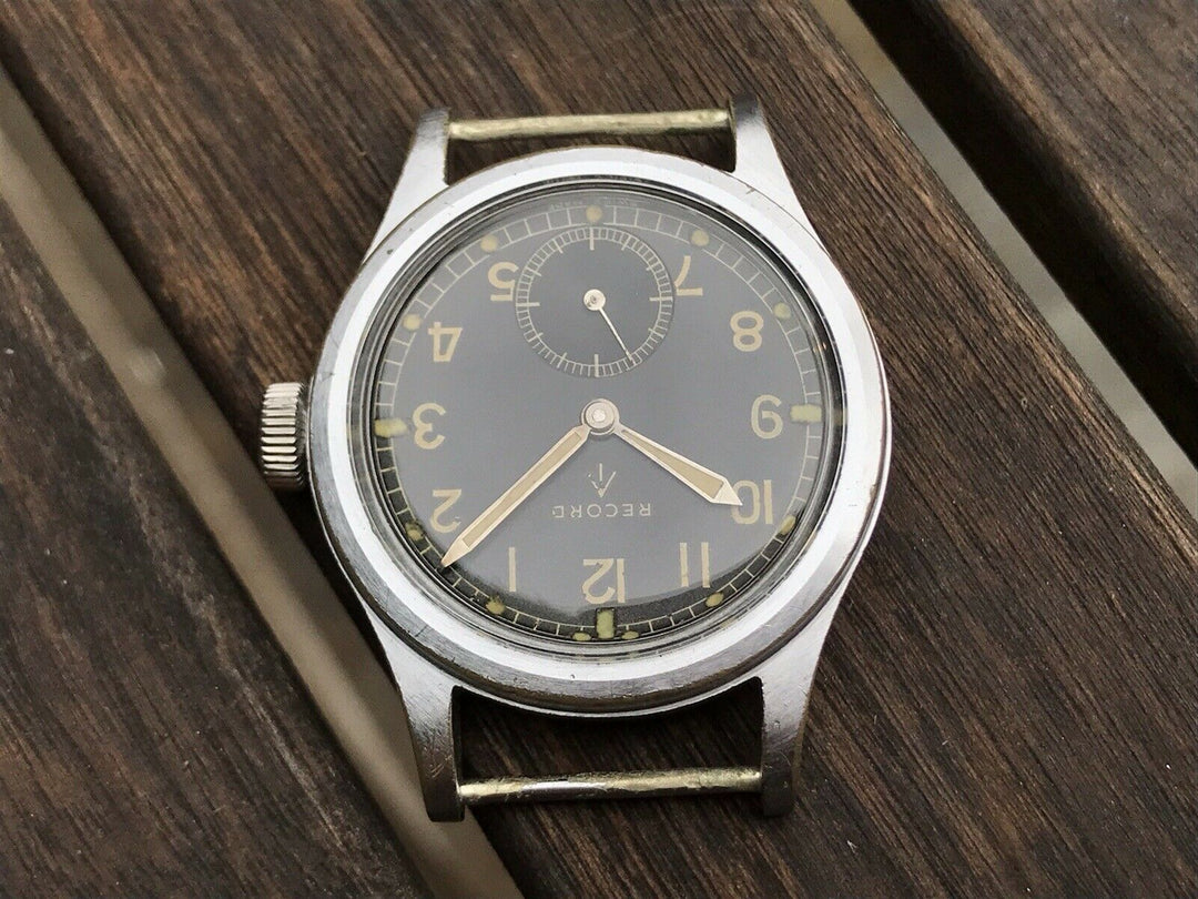 レコード　WWW ダーティ・ダース ミリタリーウォッチ イギリス軍 キャリバー022k
