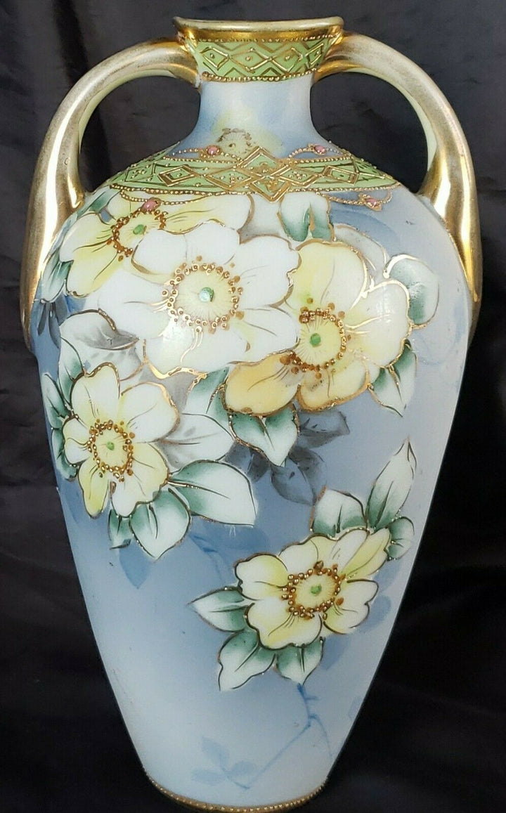 ANTIQUE NIPPON MORIMURA HAND PAINTED GOLD BEADED VASE W/HANDLES & FLORAL MOTIF