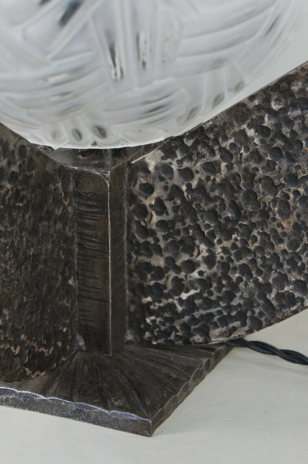 large French 1930 art deco lamp in wrought iron .................... France 1925