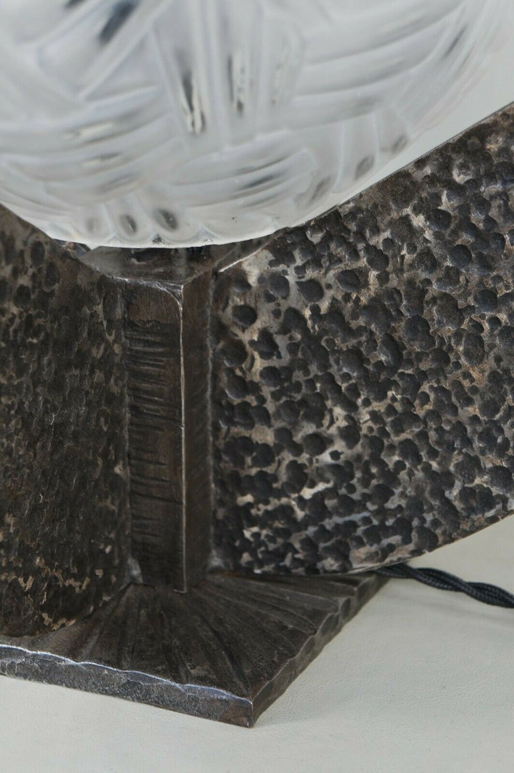 large French 1930 art deco lamp in wrought iron .................... France 1925