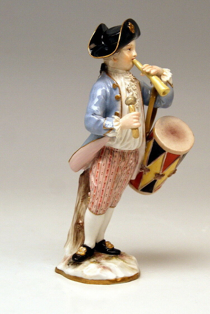 MEISSEN FIGUR GÄRTNER KIND KNABE FLÖTE TROMMEL GARDENER BOY FLUTE DRUM UM 1850