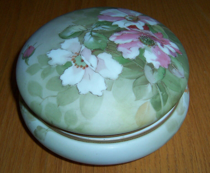 Morimura Handpainted Nippon Japan Large Floral and Gilt Covered Jar Dish Box