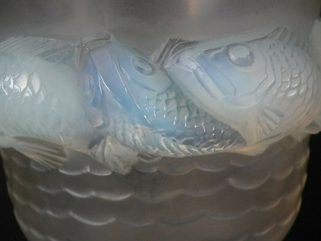 Rene Lalique Opalescent Glass 'Piriac' Vase